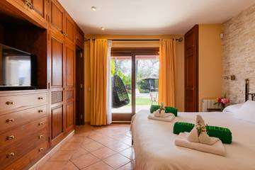 Villa in Santa Eulària des Riu, Ibiza Osten für 6 