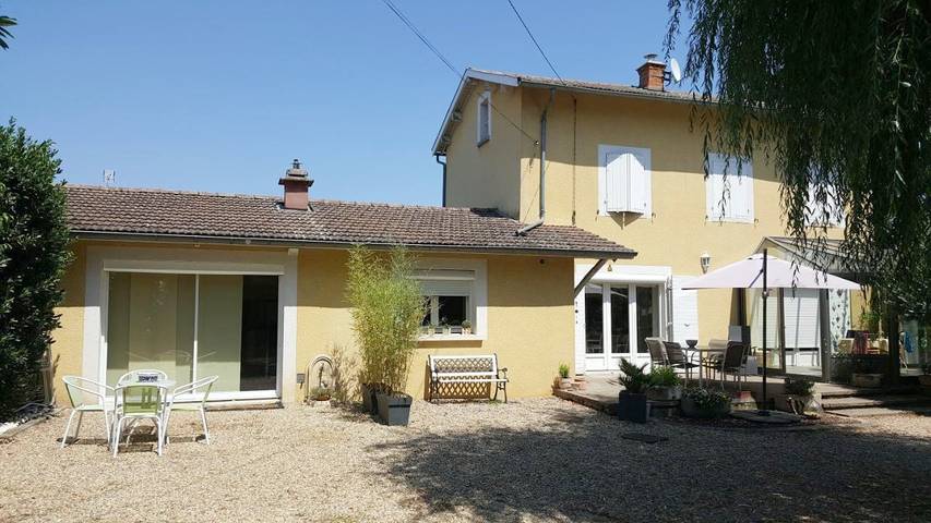 Chambre d’hôte pour 2 personnes, avec Terrasse et Jardin à Châtillon (Rhône)