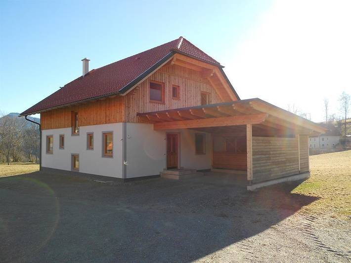Ferienhaus für 8 Personen, mit Terrasse und Garten