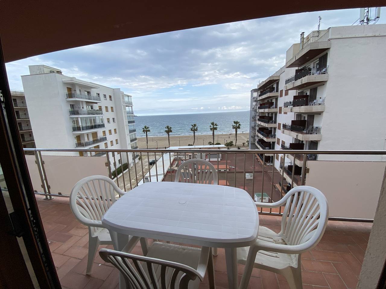 Apartamento entero, Apartamento de vacaciones para 4 personas con terraza in Platja de Sant Margarida (Roses), Roses