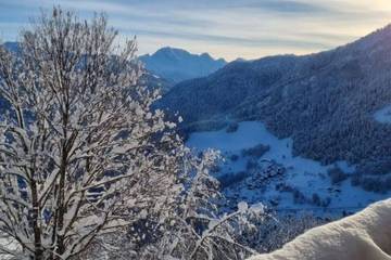 Gîte pour 5 personnes, avec balcon dans Office de Tourisme de Doucy Combelouvière