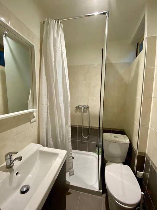 Appartement entier, One-Bedroom Apartment in Cusset, Région de Vichy