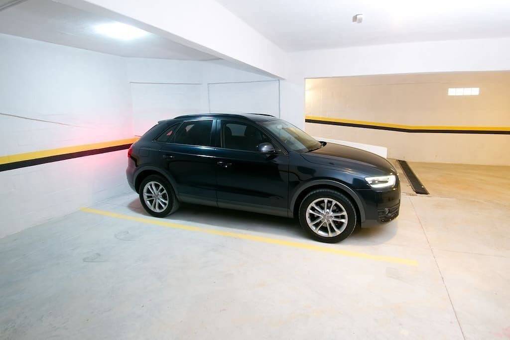 Ganze Wohnung, Schöne neue Parque Barigui Wohnung mit Garage in Curitiba, Paraná