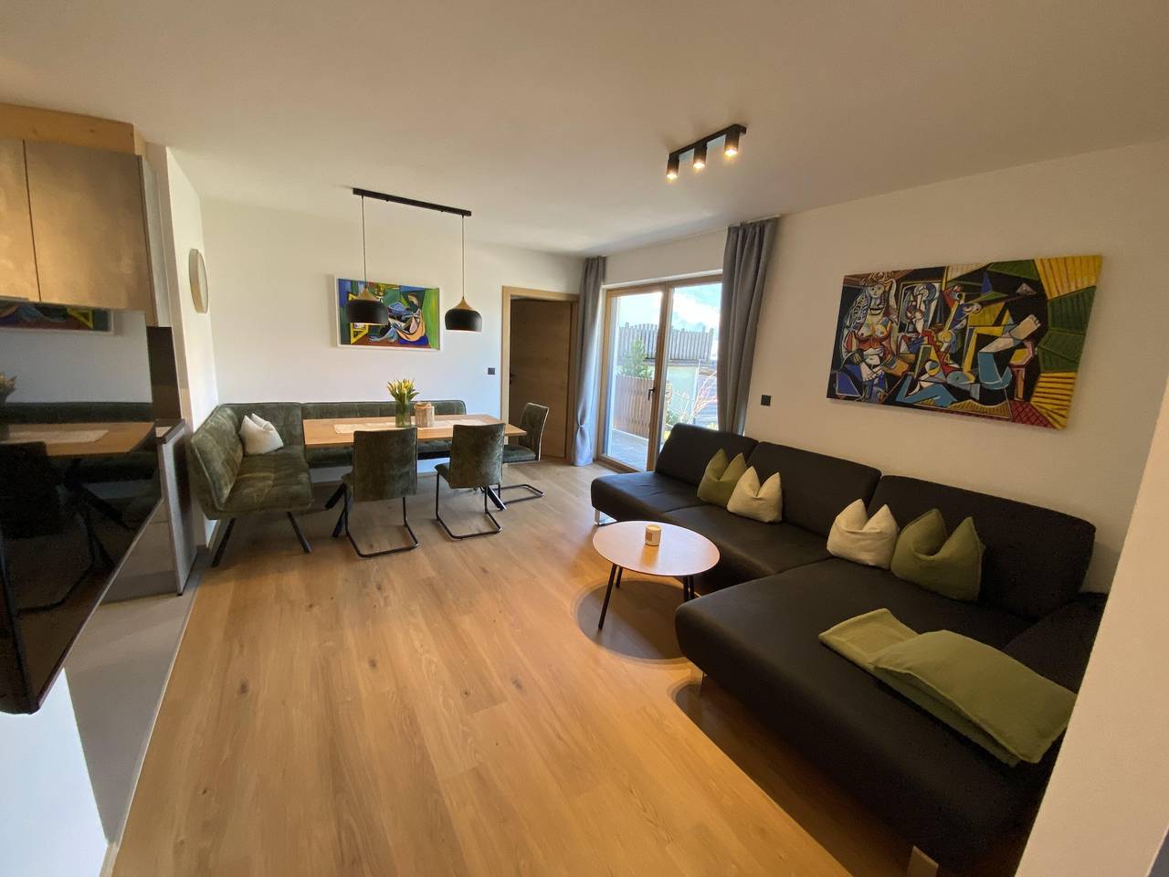 Ganze Ferienwohnung, Panorama Nest in Hart im Zillertal, Ski-Optimal Hochzillertal