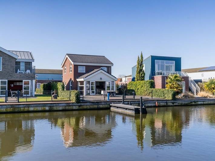 Ferienhaus für 6 Personen, mit Terrasse in Oude-Tonge