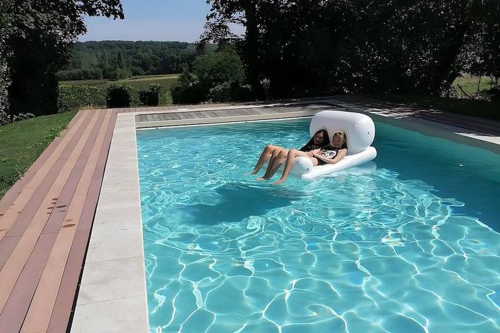 Location de vacances pour 6 personnes, avec jardin ainsi que terrasse et piscine à Saint-Germain-du-Puch