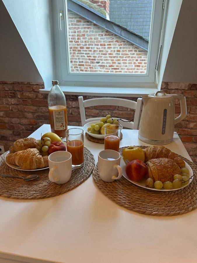 Appartement entier, One-Bedroom Apartment in Pont-Audemer, Région de Bernay