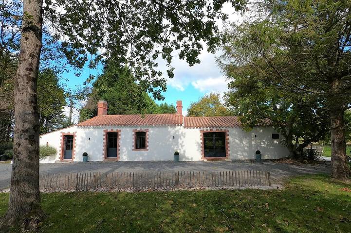 Gîte pour 6 personnes, avec jardin et terrasse