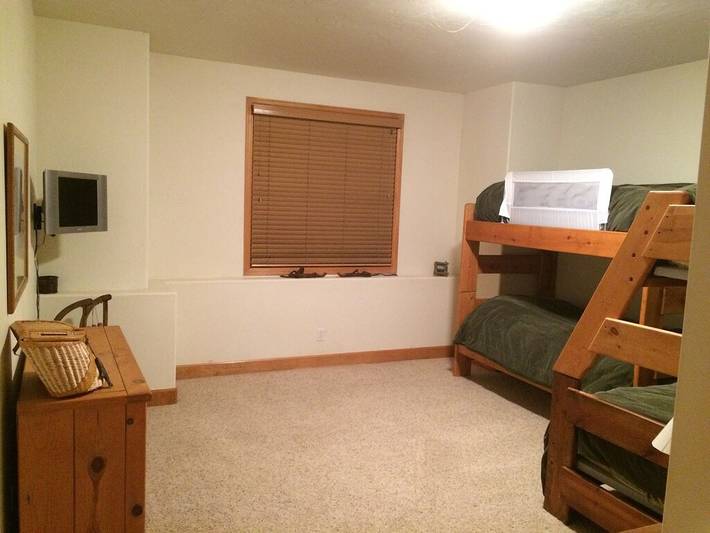 Vacation home for 8 people, with yard and hot tub in Breckenridge