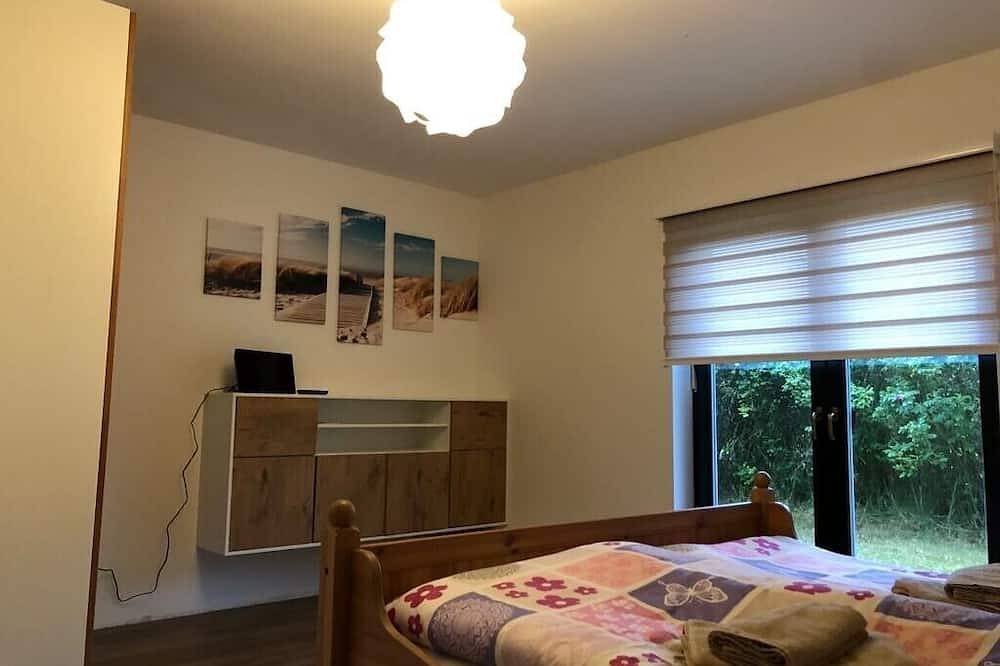 Ganze Wohnung, Wunderschöne Ferienwohnung am Wieker Bodden in Wiek, Rügen