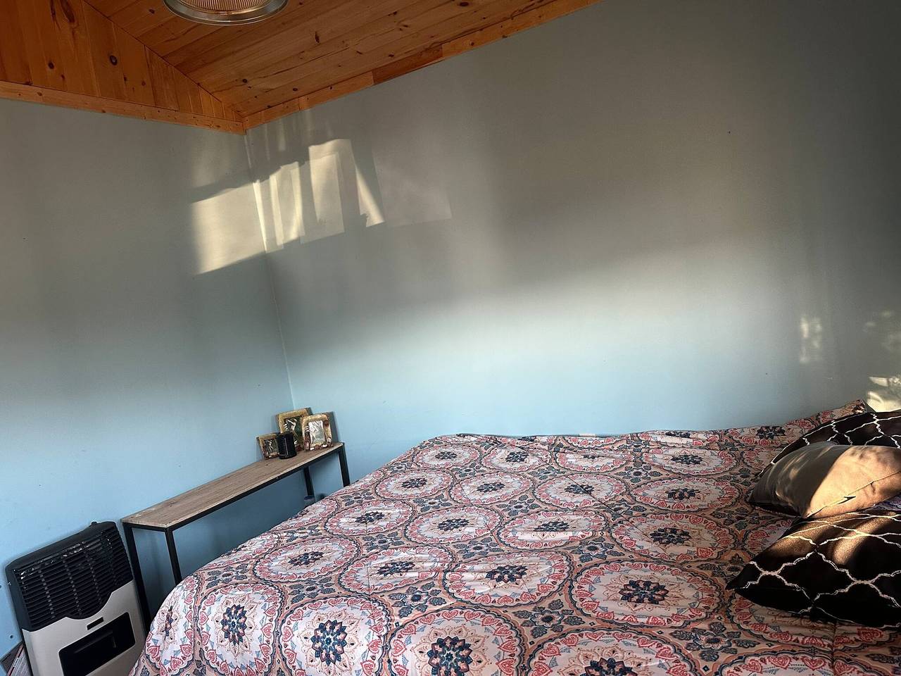 Glamping Fox Den Retreat in Ontario