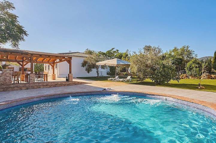 Villa for 6 people, with garden - 1