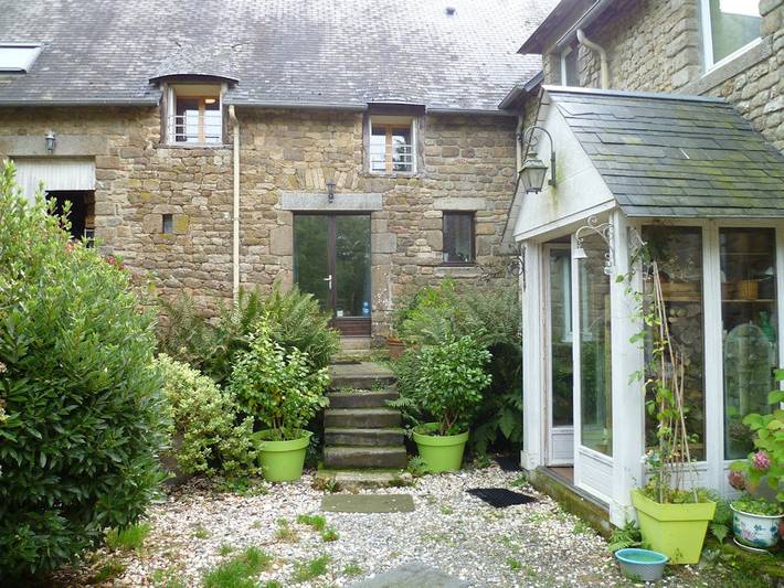 Gîte pour 6 personnes, avec terrasse et jardin, animaux acceptés à La Rochelle-Normande