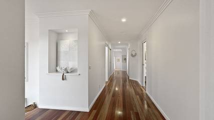 Holiday Letting for 9 People in Malua Bay, New South Wales, Photo 2