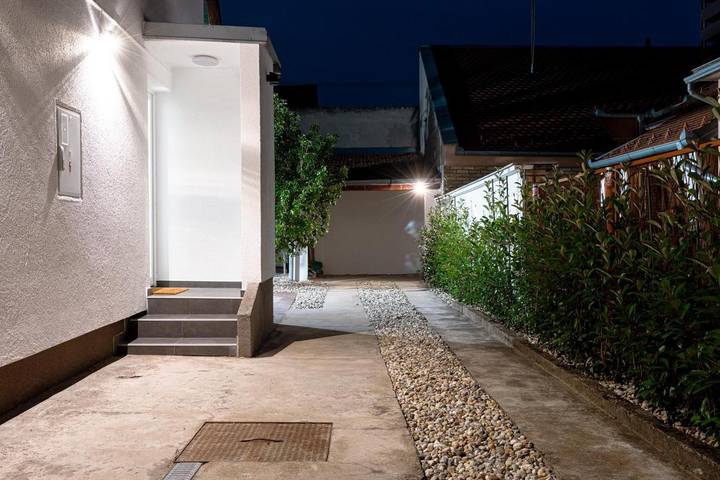 Location de vacances pour 2 personnes, avec vue et jardin, animaux acceptés à Osijek - 3