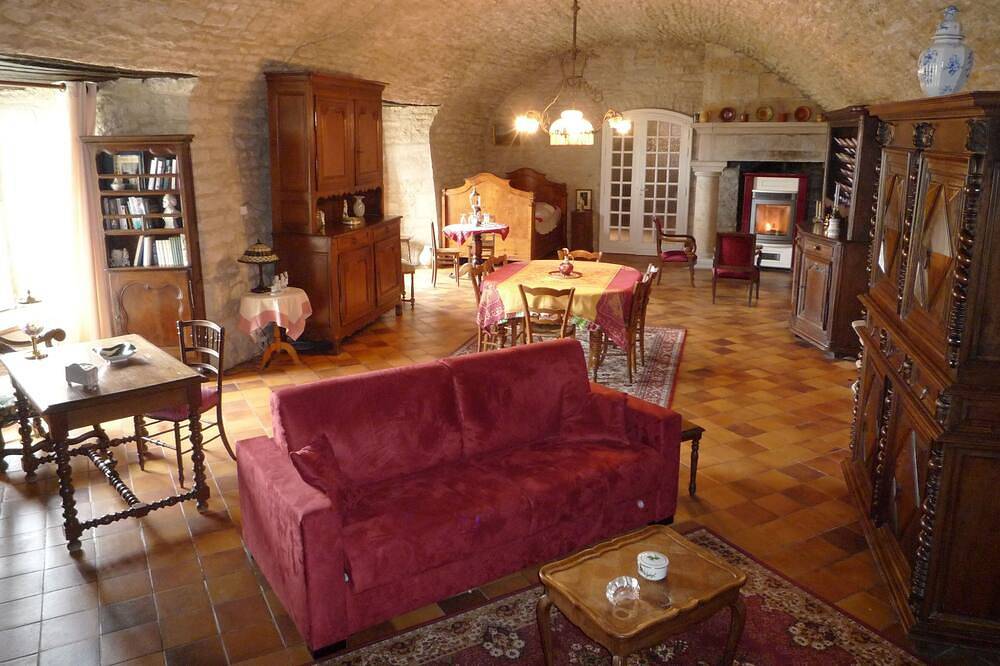 Gite De Charme Au Chateau De Belvoir Doubs Franche Comte Montagne Du Jura in Belvoir, Jura Francais