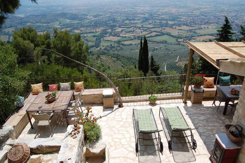 Villa mit Garten und außergewöhnlichem Blick auf Umbrien in Spello, Perugia Provinz