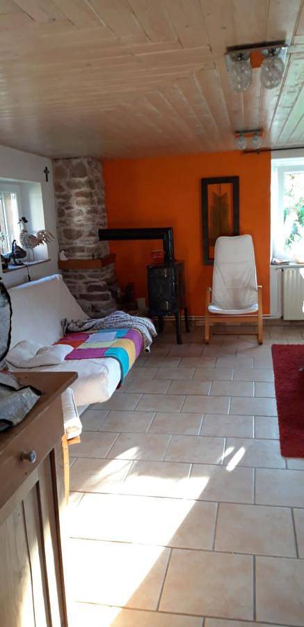 Appartement de vacances entier, Large Double Room in Bertrambois, Région de Lunéville