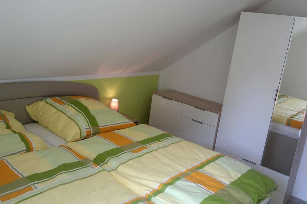 Ganze Wohnung, Moderne und ruhig gelegene Ferienwohnung in Nieste bei Kassel in Nieste, Hessisches Bergland