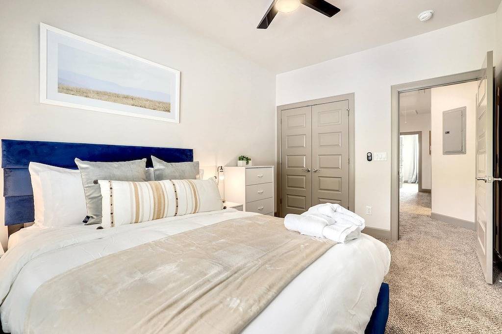 Pedalers Pad - Hot Tub - Downtown Bentonville in Bentonville, Ozark Mountains