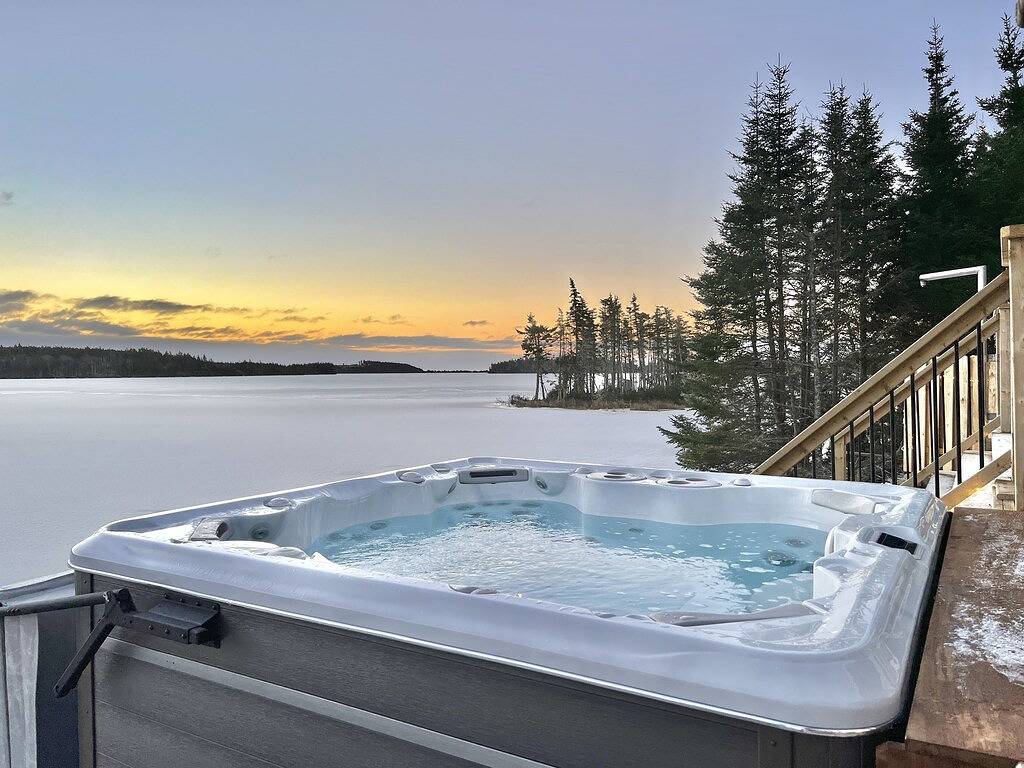 Sable Point Cottage->Discounted Price if less than 6 people (Send Me An Inquiry) in Richmond County