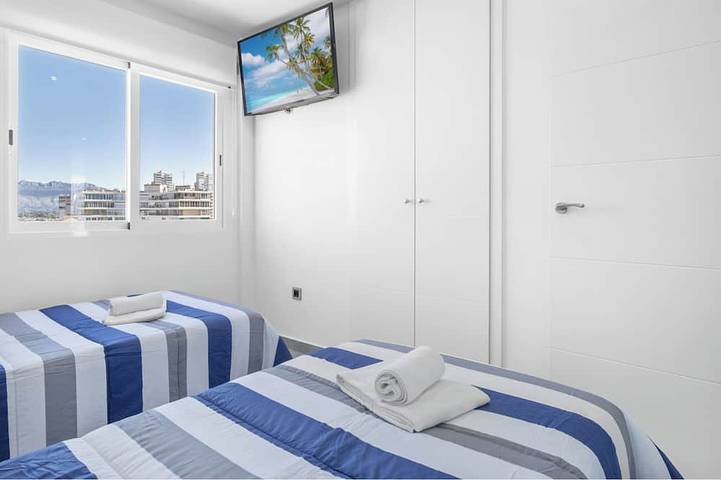 Appartement entier, 20th floor apartment with front sea view in Benidorm, Costa Blanca