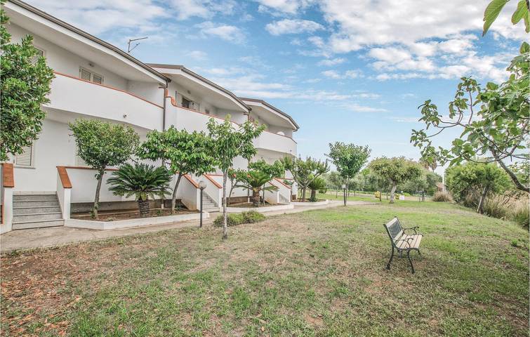 Appartamento intero, Ritiro sulla spiaggia: Piscina, terrazza, parcheggio in Santa Maria Vibo Valentia, Ricadi (comune)