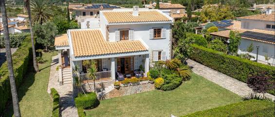 Villa in Playa del Port de Pollença, Pollença für 8 