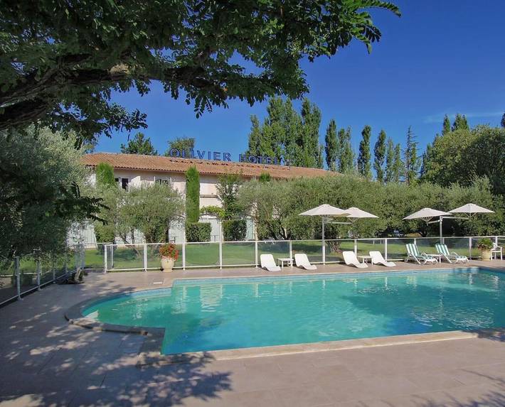 Hôtel pour 2 personnes, avec Terrasse et Jardin ainsi que Piscine et Vue à Vinon-sur-Verdon