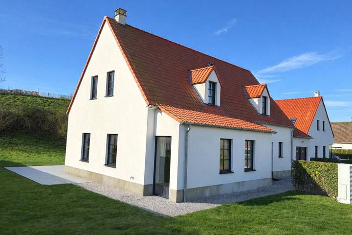 Villa pour 12 personnes, avec terrasse et jardin, animaux acceptés