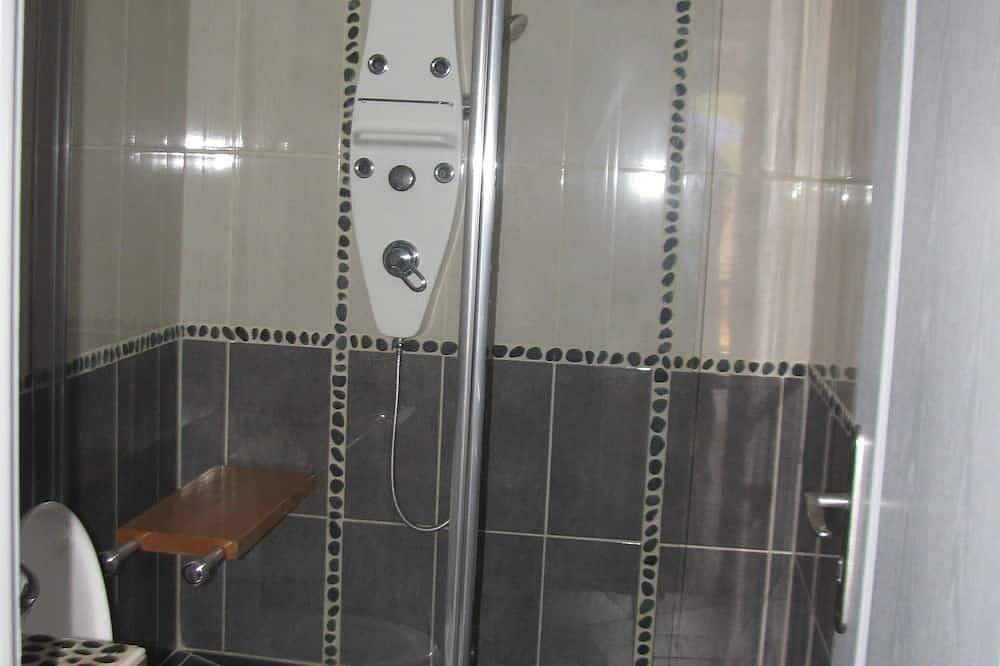 Entire apartment, The countryside at the gates of Montpellier - studio equipped for 2-3 people in Grabels, Montpellier region