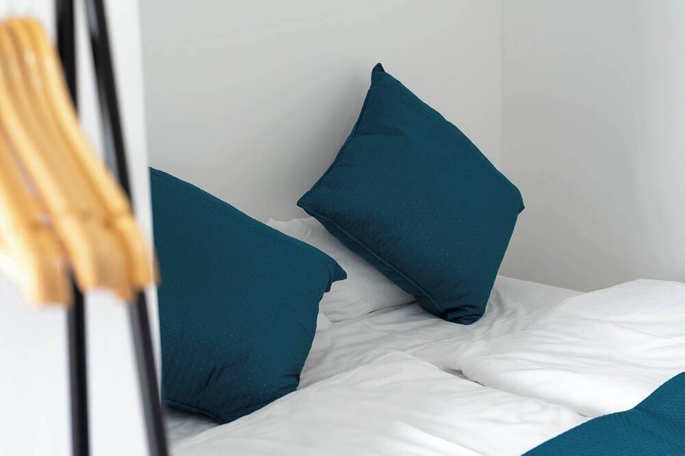 Ganze Wohnung, Lit Living: Luxus | Box Spring | Kitchen | Parking in Altenstadt, Wetterau