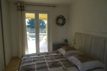 Villa pour 4 Personnes dans Sanary-sur-Mer, Région de Toulon, Photo 2