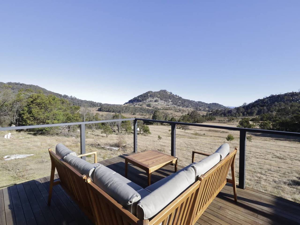 Apartamento entero, Estancia en una granja fuera de la red con vistas panorámicas in Tenterfield, Nueva Gales del Sur