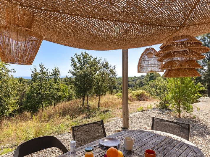 Location de vacances pour 6 personnes, avec terrasse ainsi que jardin et vue à San-Giuliano - 2