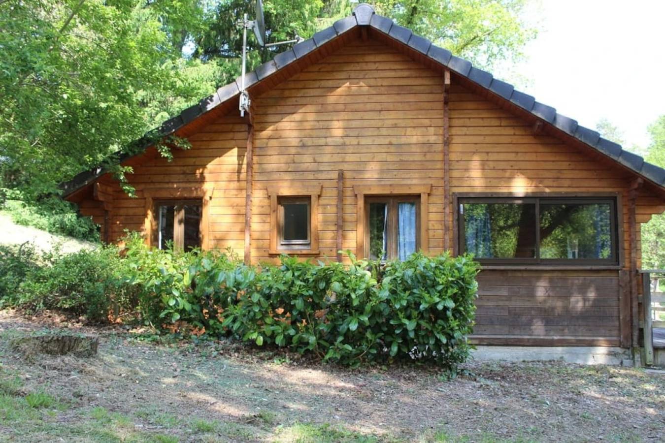 Zecamping 3 étoiles piscine chauffée mobil-home 25m2 4 pers in Région de Tulle