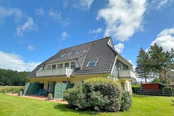 Ferienwohnung für 2 Personen, mit Garten und Terrasse in Prerow