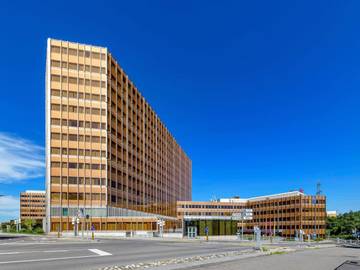 Hôtel pour 2 personnes, avec sauna ainsi que vue et terrasse, adapté aux familles à Meyrin