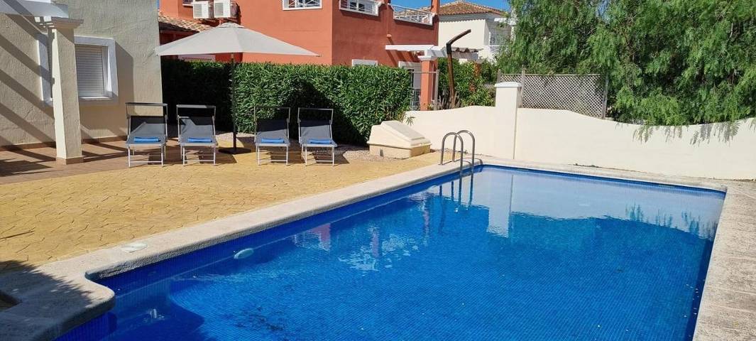 Chalet para 6 personas, con vistas además de piscina y jardín en Huerta de Murcia - 4