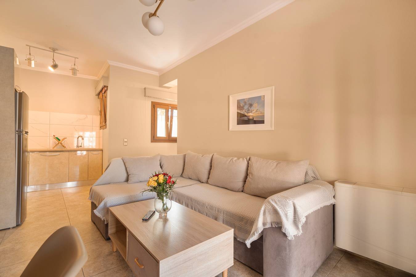 Entire apartment, Apartment 'Myrtos' with Private Terrace, Wi-Fi and Air Conditioning in Argostoli, Kefalonia