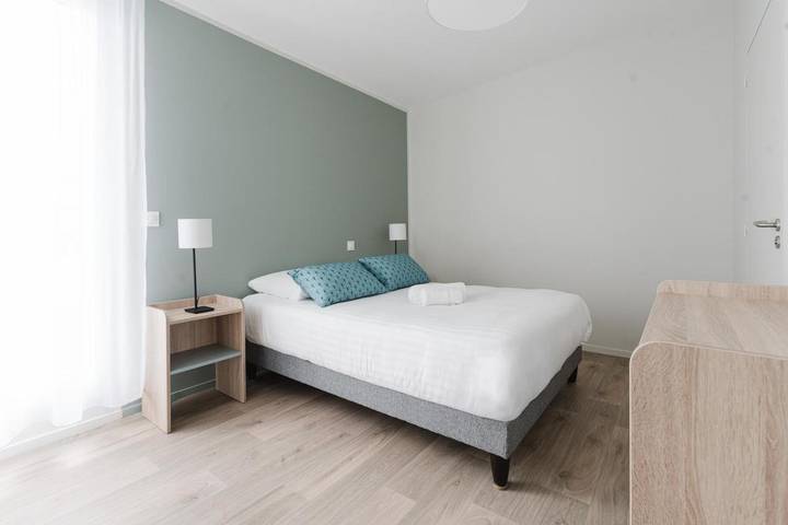 Appart’hôtel pour 3 personnes, avec balcon