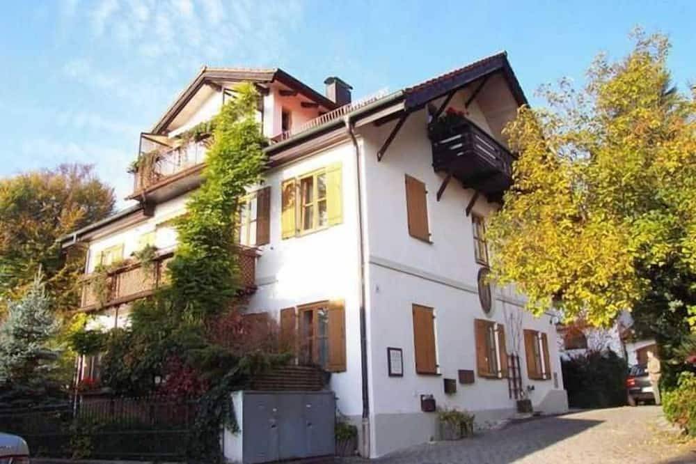Ganze Wohnung, Remise - Appartements am Schlossberg in Starnberg, Starnberger See