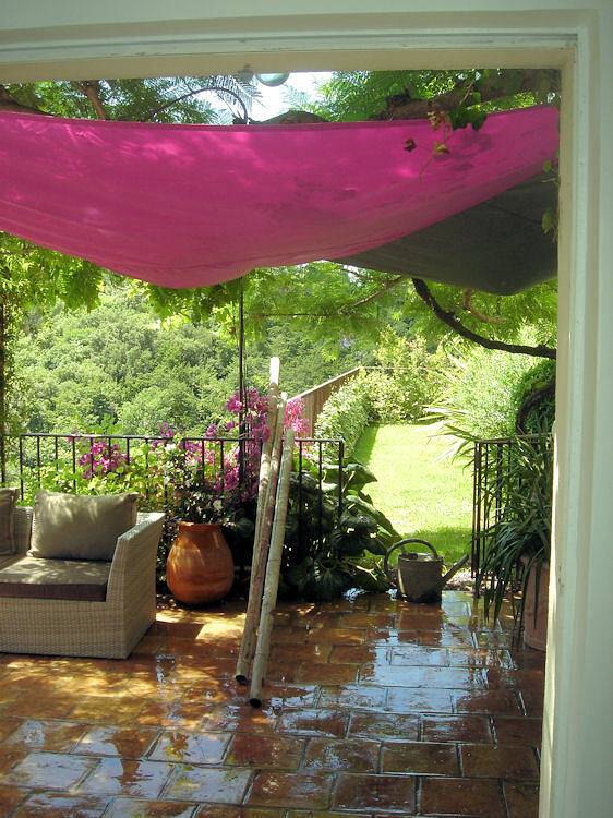 Gîte pour 2 personnes, avec terrasse et jardin dans les Alpes maritimes - 3