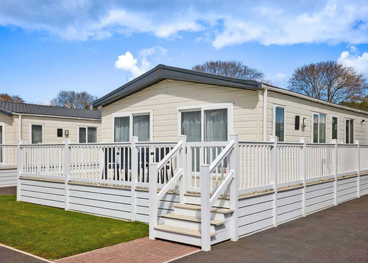 Deluxe 3 Lodge, slps 6, ensuite, decking in Camber Sands, Camber