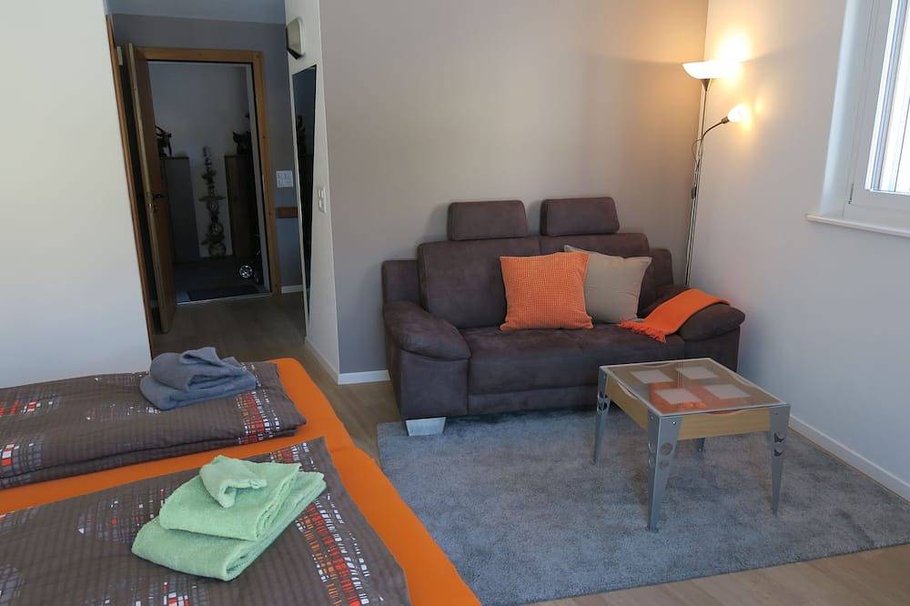 Chesa Valetta Fam. Schläpfer in Bever, Oberengadin