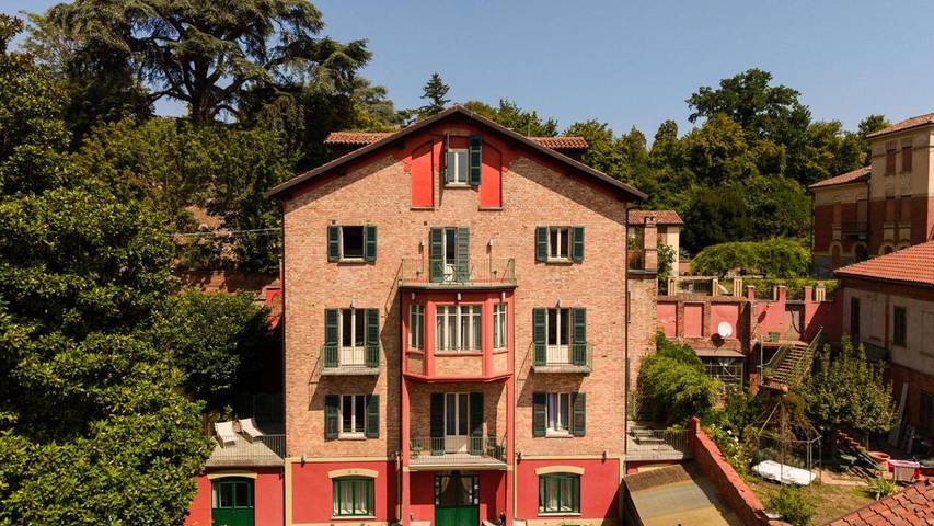 Appartamenti Castello nel Cuore del centro storico di Asti in Asti, Asti (Commune)
