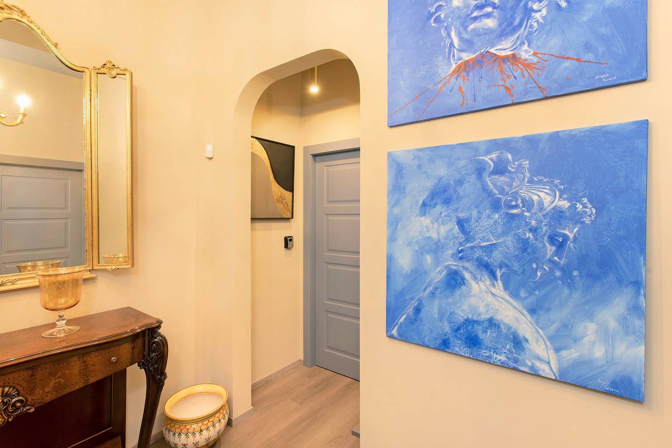 Ganze Wohnung, Apartment 'Archs - Queen' mit Balkon, Wlan und Klimaanlage in Catania, Catania Provinz