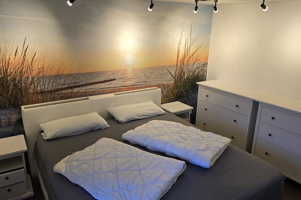 Exklusives Ferienhaus - Strandnah - Hunde willkommen - Garten voll eingezäunt in Dornumersiel, Dornum