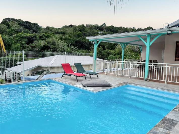 Villa pour 10 personnes, avec terrasse et piscine - 1