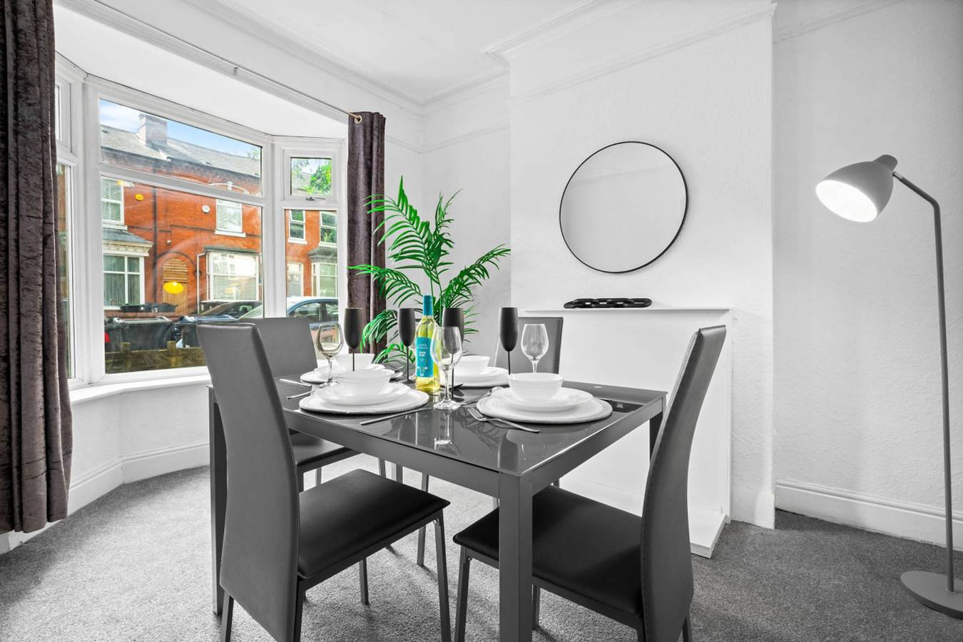 Stylish Three Bedroom House - Parking - Garden in Birmingham, Région de Birmingham